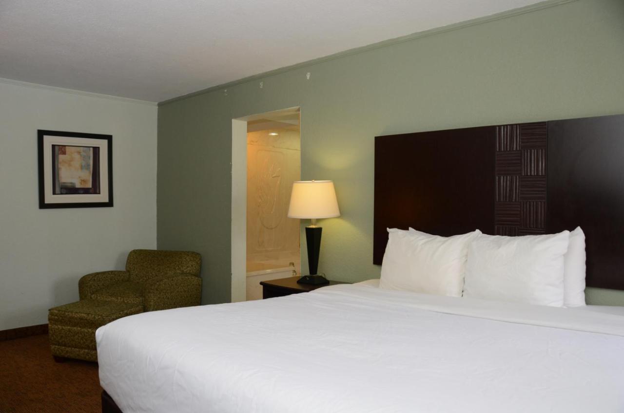 Quality Inn & Suites Covington Bagian luar foto
