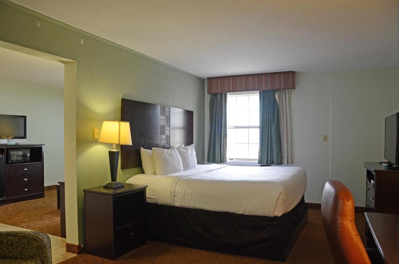Quality Inn & Suites Covington Bagian luar foto